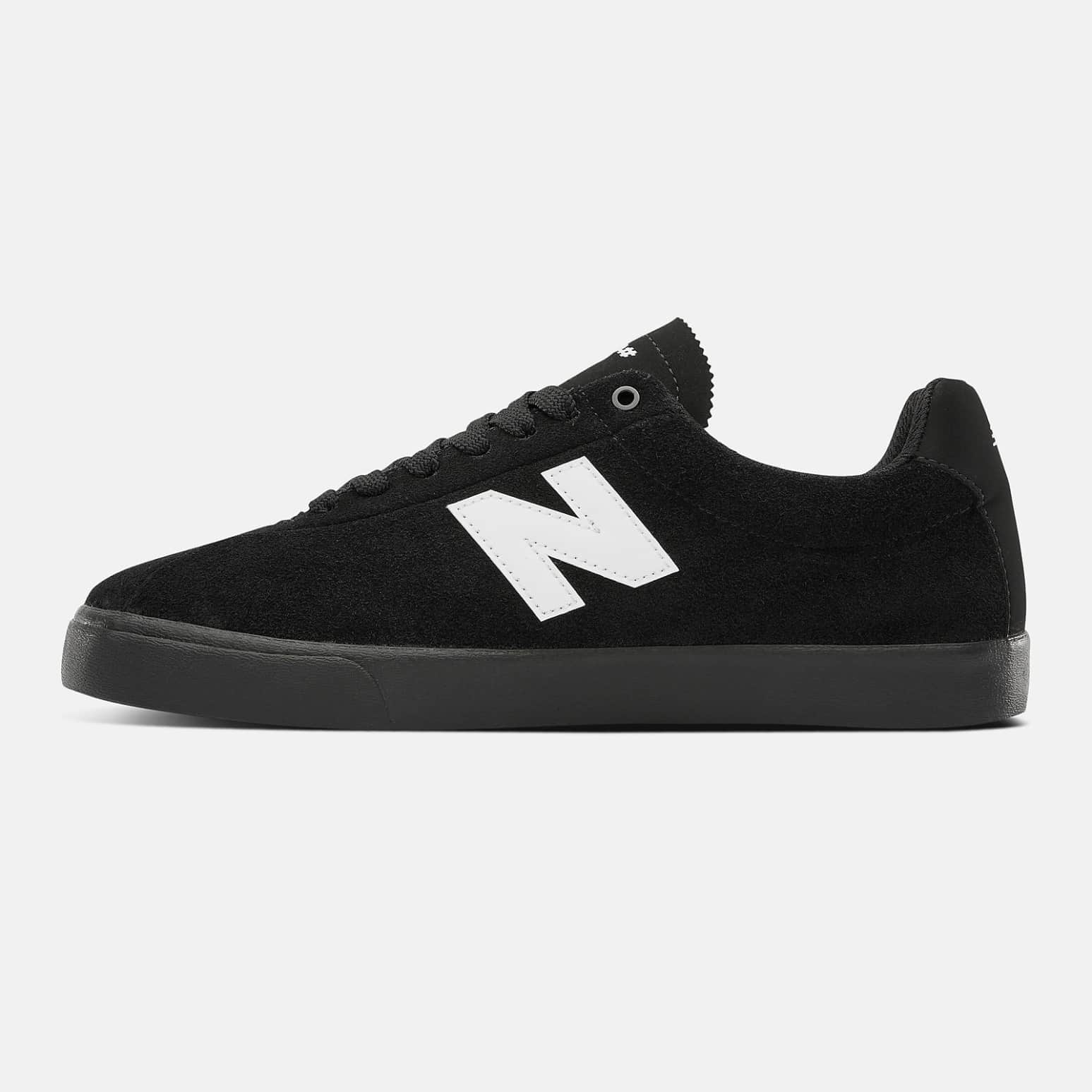 New Balance Numeric 22 Skateboard Shoes - Black/White - Image 2