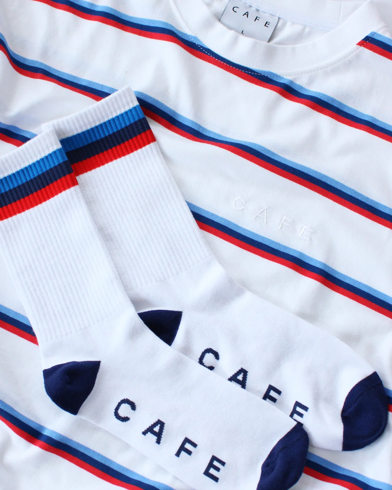 Skateboard Cafe Stripe Socks White/ Royal - Image 2